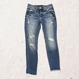 Silver Jeans Blue Boyfriend Jeans with Distressed Details